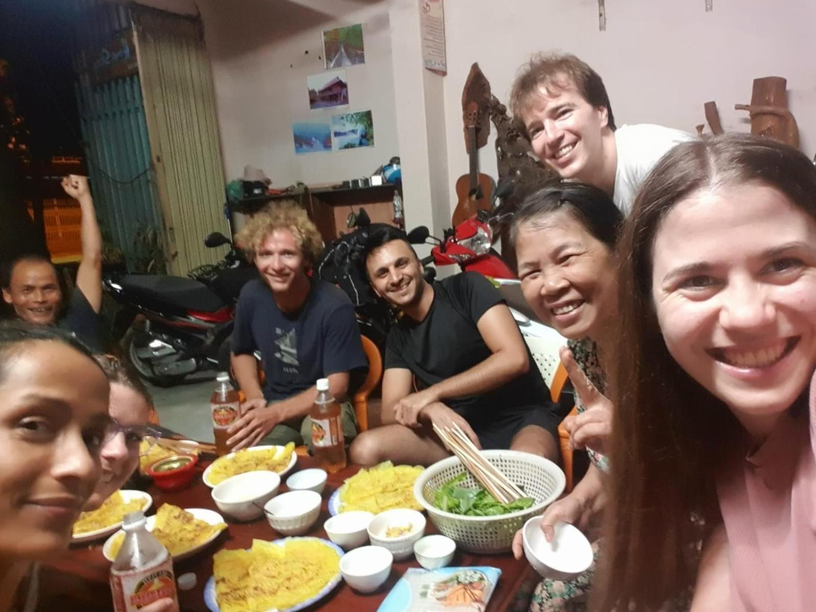 Happy Homestay Буон Ма Туот Екстериор снимка
